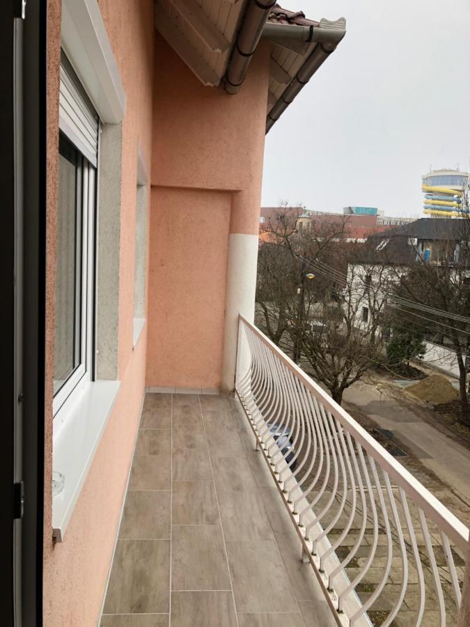 Szeged Gyongye Apartment Exterior photo